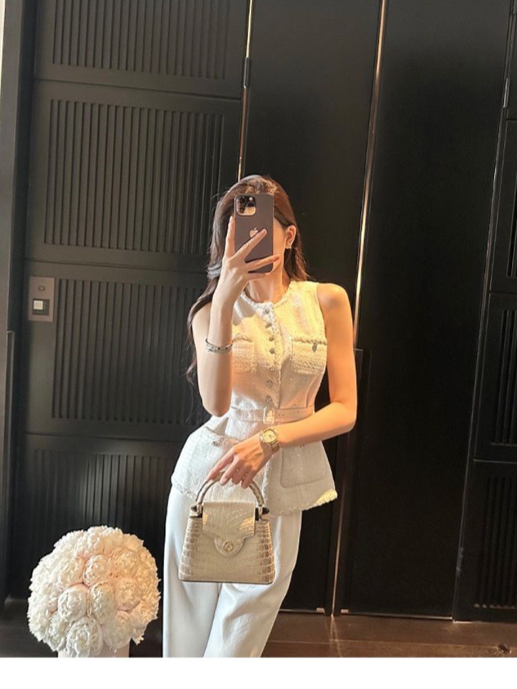 Đúng là một sự hồi tưởng của Pháp.