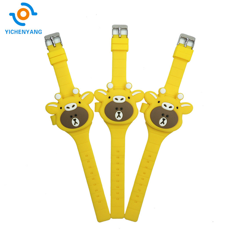 Phân phối bảng tính cho gấu trúc với đồng hồ silicon chống nước