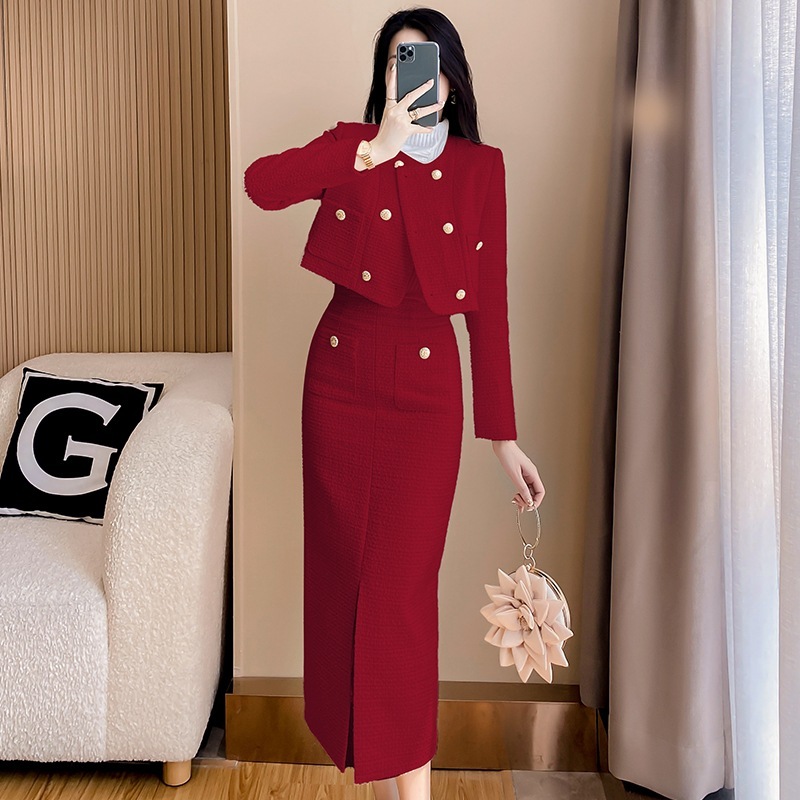 Bộ đồ màu đỏ cao cấp, 2023, mùi hương tươi, lông cào.
