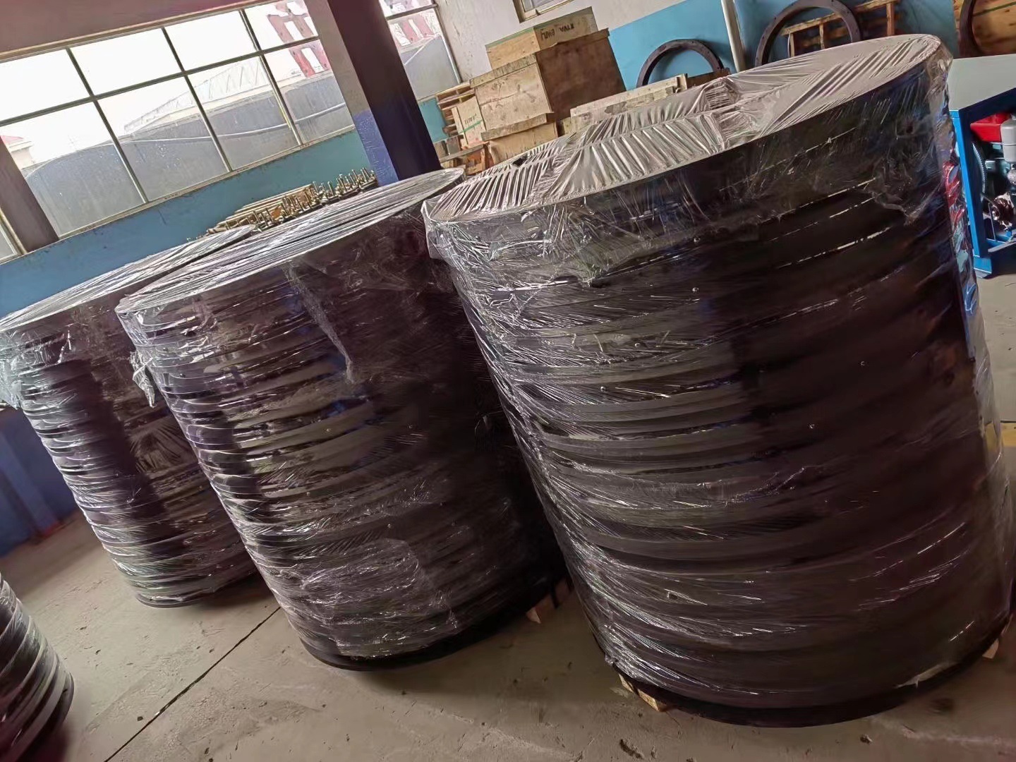Toàn bộ các bộ phận của một nửa xe đẩy tái chế đầu máy của