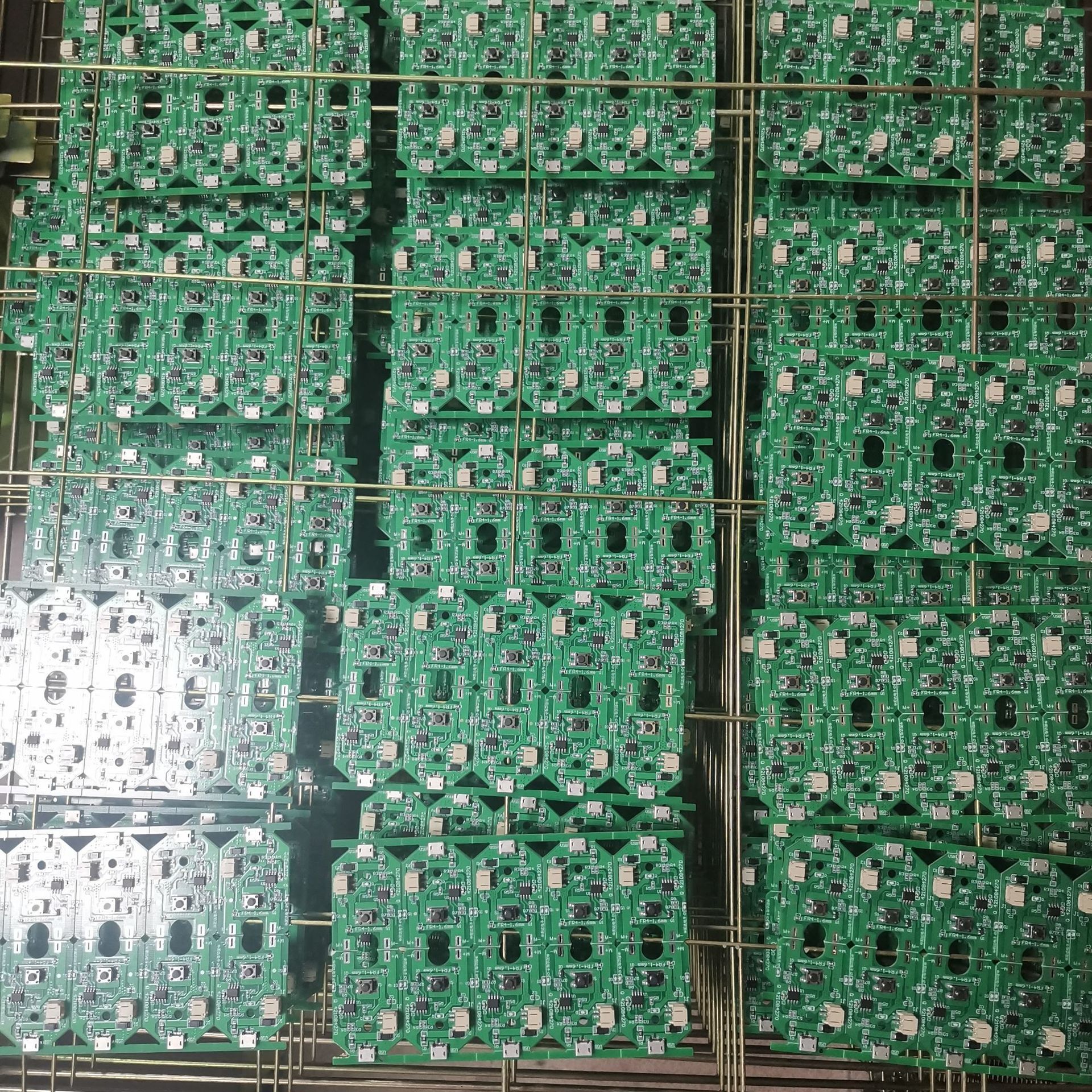 Bảng điều khiển Pcb cho đĩa điện tử chuyển động của kim loại và máy tính cá nhân điều khiển đĩa đo lường chương trình