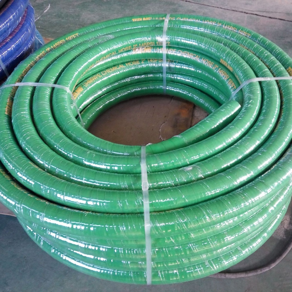 Chemical tubes resistant to corrosive solubility delivery of strong acid alkaline lined UPE rubber hose DN25DN32DDN50