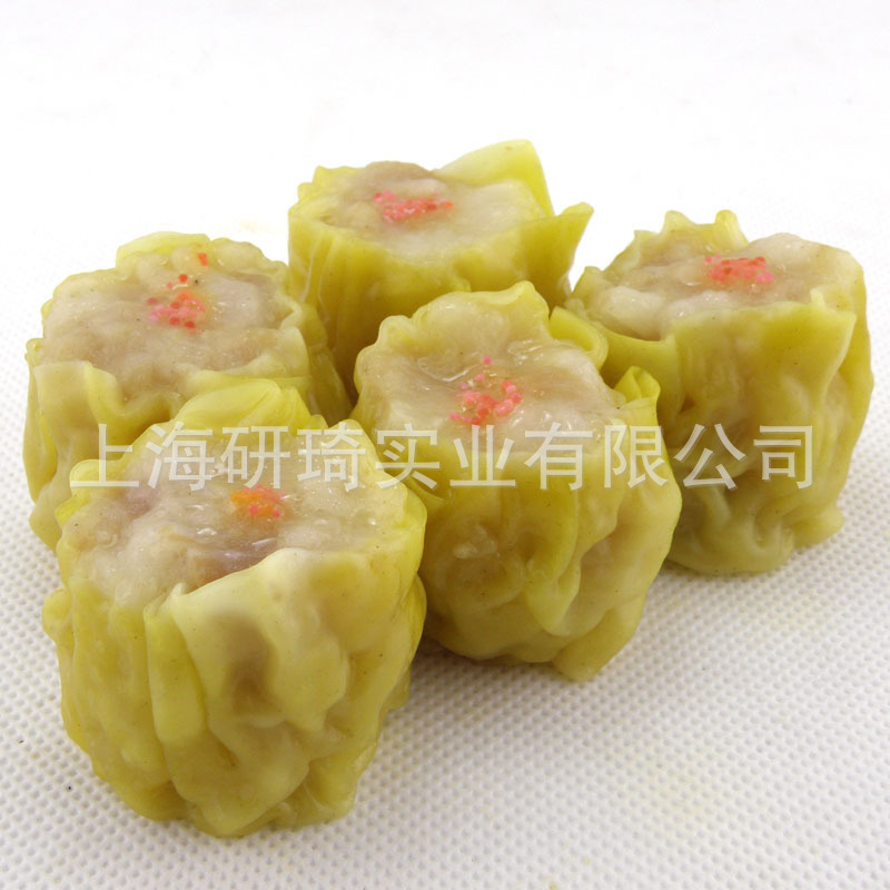Nhà sản xuất cung cấp một máy khoan khô với một loạt các cối xay cá có thể xử lý được.
