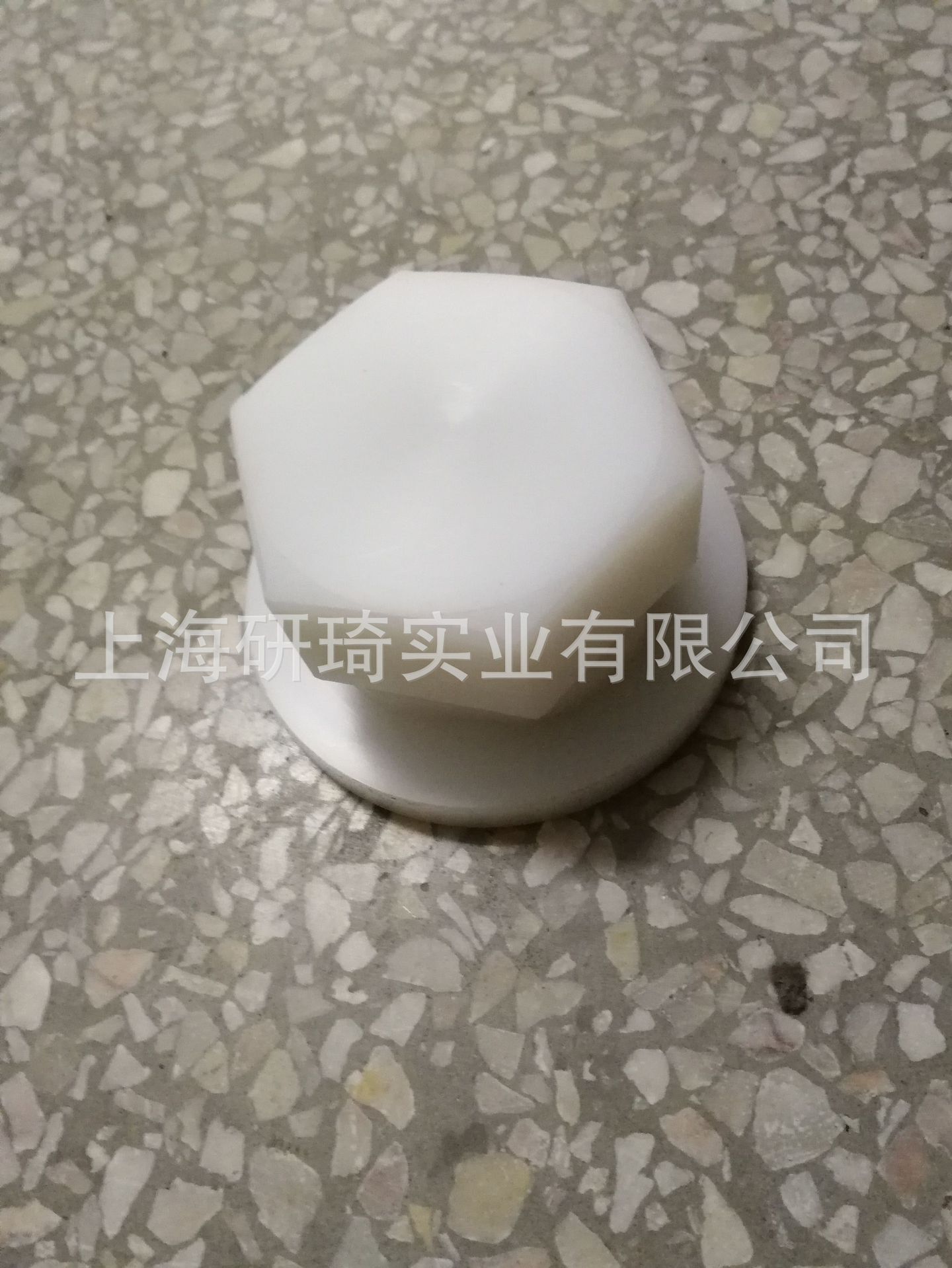 Nó là một nguồn cung cấp trực tiếp các bộ phận cho một gói tự động.