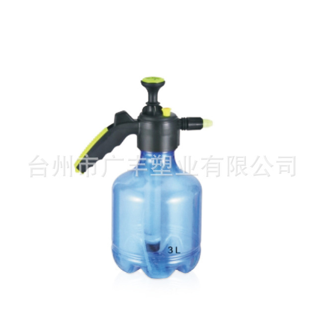 Những cái nồi nhỏ dùng để tưới nước ở nhà