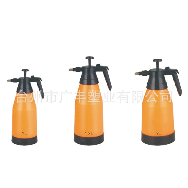 Nhà nông có thể phun nước ở nhà bằng bình phun nước phun nhỏ
