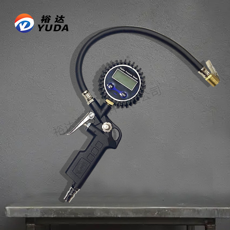 Yuda nightlight shows an electron number of high-pressure gas gun car tires measured by pressure pressure tire pressure table.