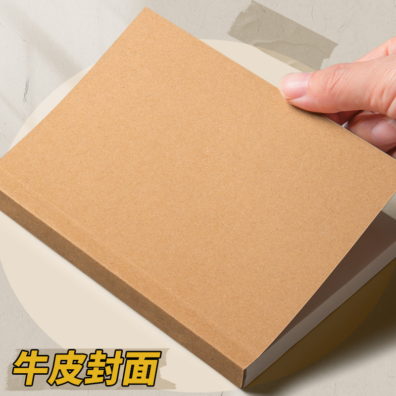 Cuốn sách nhỏ đi kèm với những cuốn sổ ghi chép nhỏ, hồi tưởng lại, và sổ tay giấy là khoảng 16 cuốn sổ tay nhỏ.