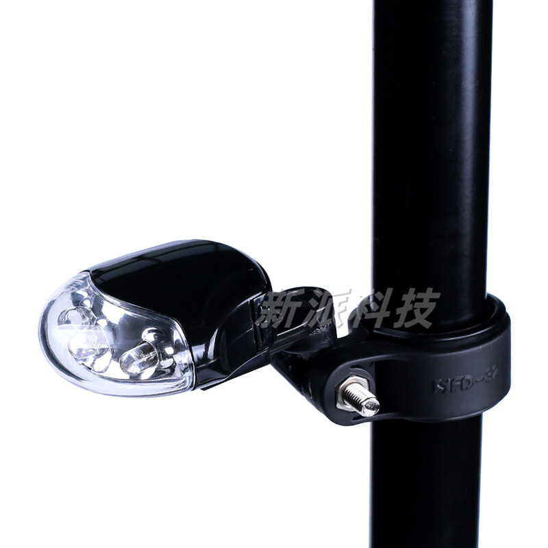 Cycling, high-lighted 3LED shell taillights to alert the cycling fittings plant.