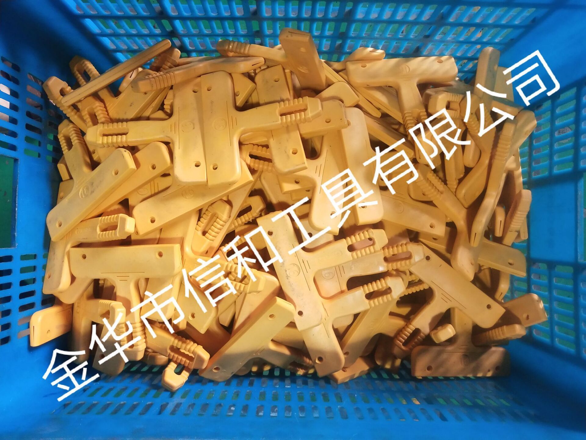 高品質不鏽鋼油灰刀 塑料柄剷刀 多功能膩子刮刀量大從優