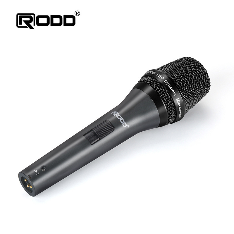 RODM, Loop-Mike cho Karaok xem bên ngoài nhà với một cái điện thoại k-phone.