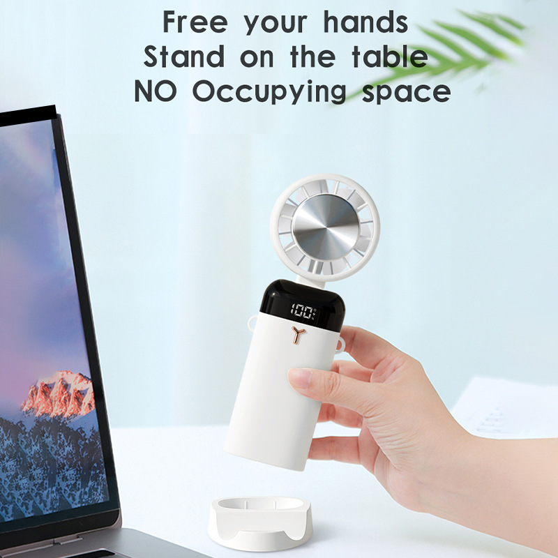 Số vụ nổ được nhìn thấy với một cái quạt nhỏ bên ngoài và gấp với một cái quạt USB im lặng.