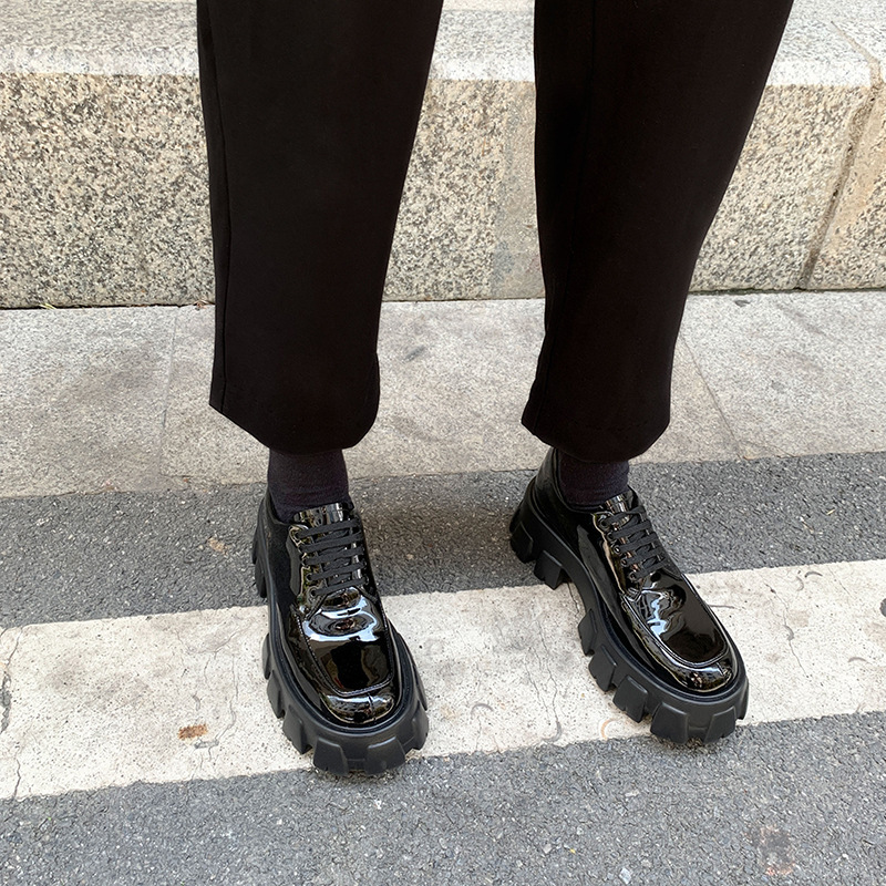 2024 Summer New Skin with the British Windsorford Shoes Heaves to increase the tide of the Flying Shoes and Shoes.