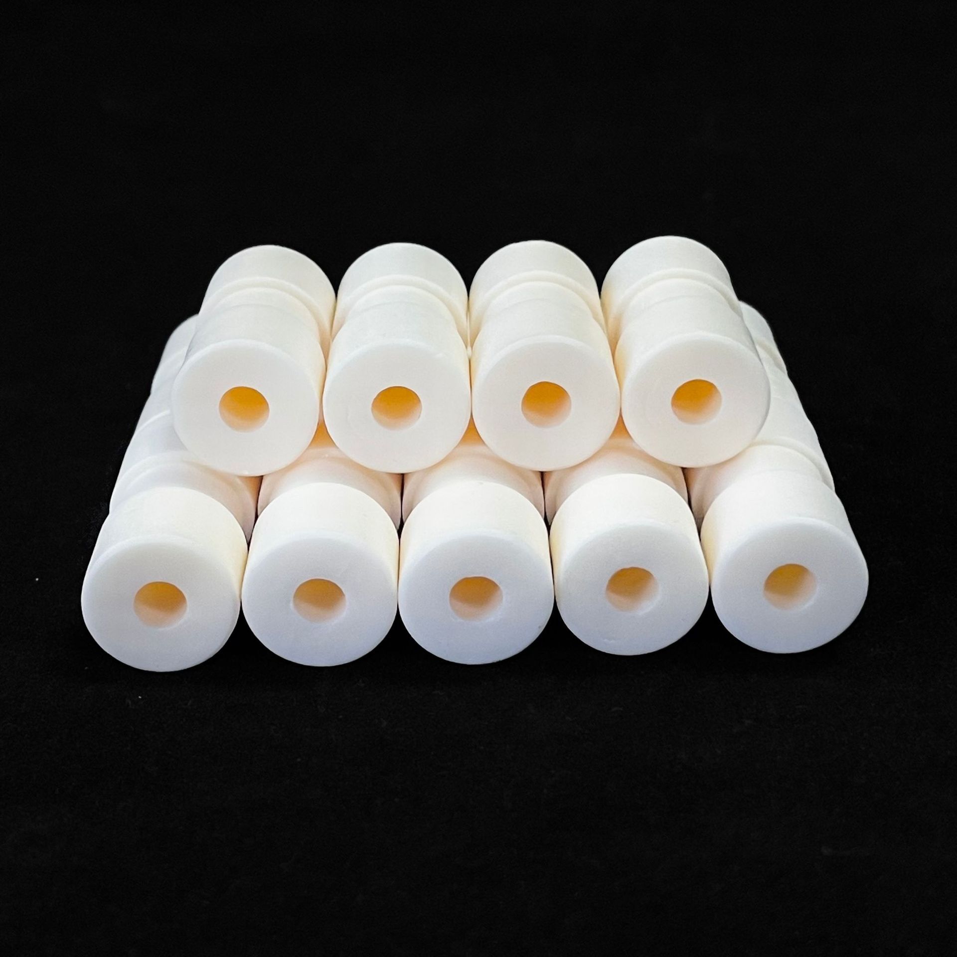 99% Aluminium oxide porcelain tubes with a high temperature insulation-resistant thread of high precision ceramics