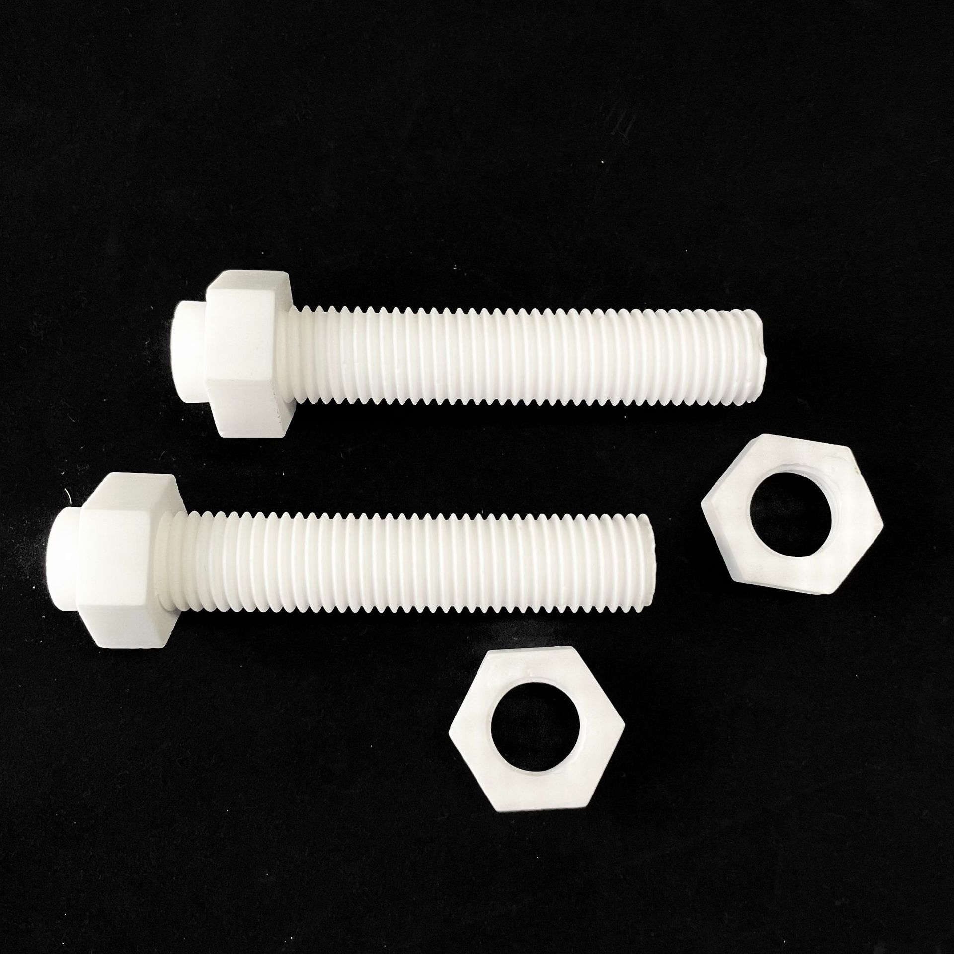 Customize 95 aluminium ceramic screws, hexagonal screws, M16 aluminium oxides, high-temperature ceramic screws.