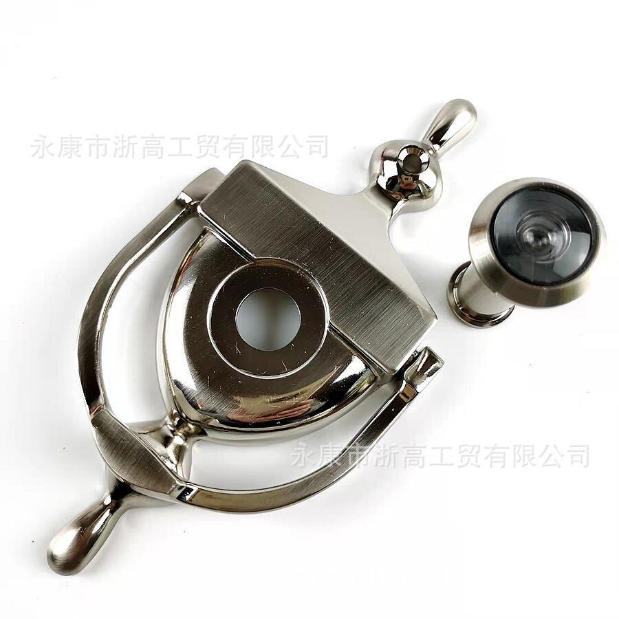 Cửa hàng bán lẻ bán lẻ ở Amazon, cửa hàng bán đồ chơi điện tử, đồ uống đỏ và màu đen.