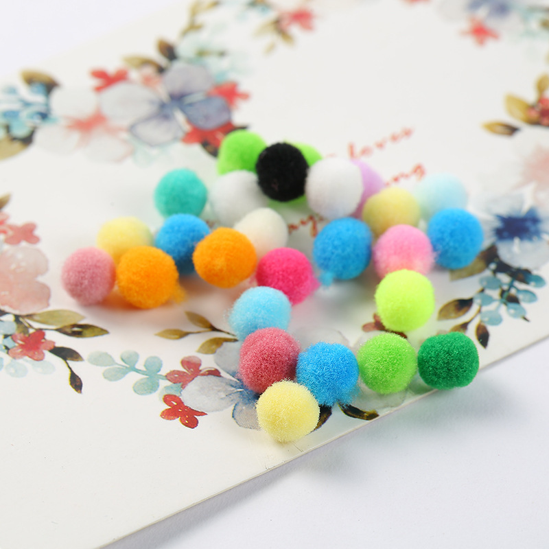 Direct sale of small-packed, colour-coated, high-bullet flair diay hand hats