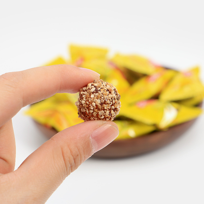 Cái túi nặng 220g đầy trái cây và mật ong. Tôi sẽ cho anh kẹo hoa quả.