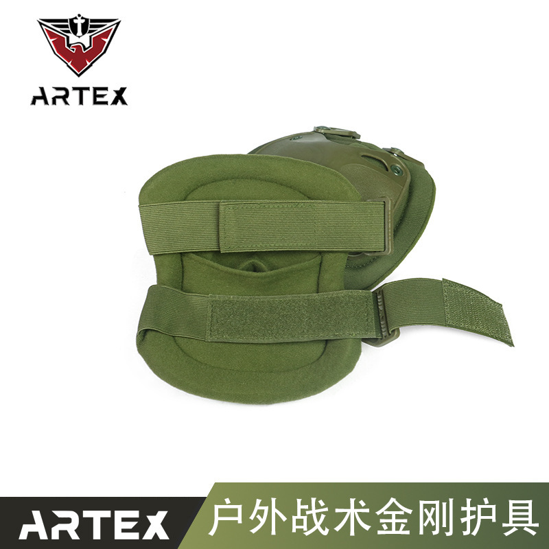 4 sets of CS super-trained protective protective protective gear for outdoor motor vehicles