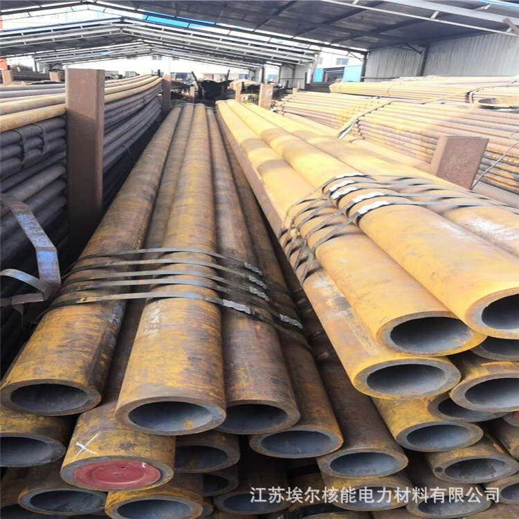 15 CrMoG high-pressure boiler tube, 15 crmog seamless steel pipe, spot sale, full specifications.