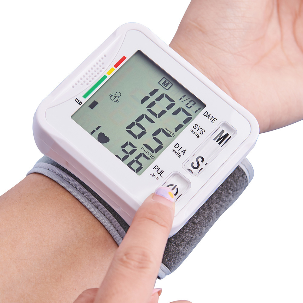 Hand wrist electron sphygmomanometer high blood pressure measurer home full automatic sphygmomanometer English