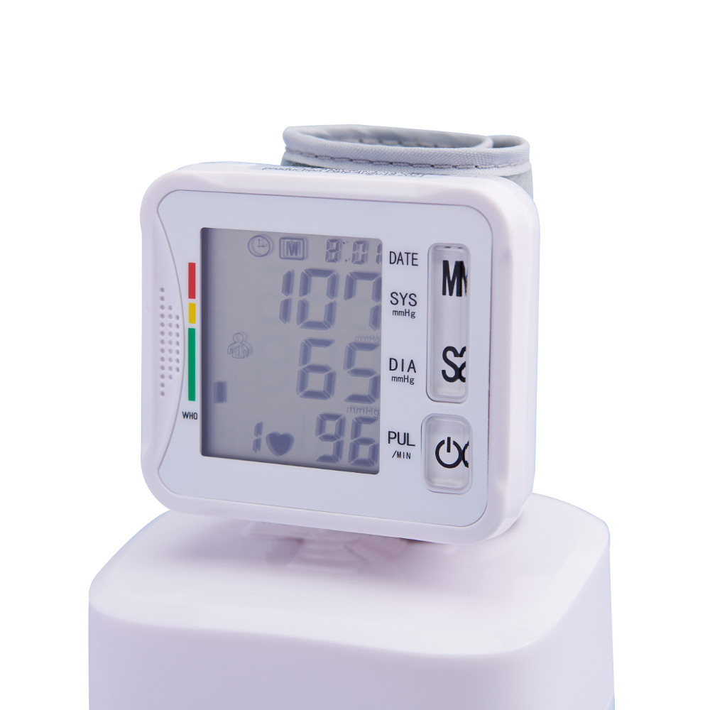 Hand wrist electron sphygmomanometer high blood pressure measurer home full automatic sphygmomanometer English