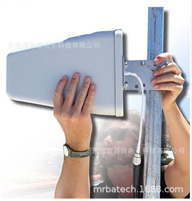 ăng ten 4G GSM bên ngoài ăng ten Wifi trên mái nhà cao