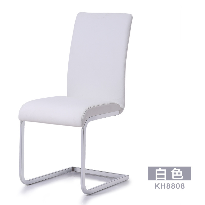 Home-season leisure singles rely on a PU chair from the back-show chair hotel.