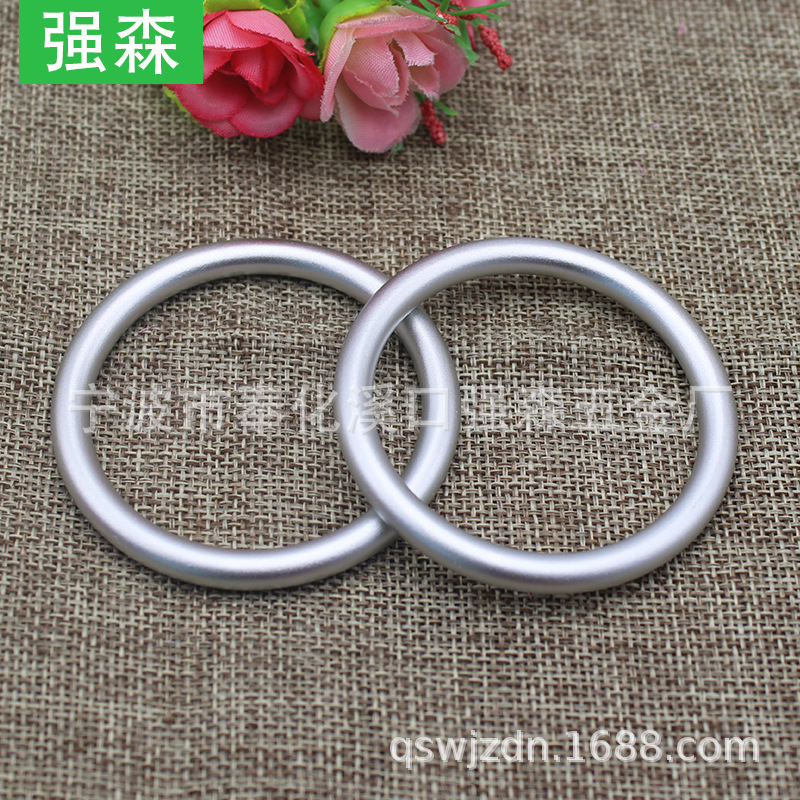 Ningbo dày 2.5 inch vòng nhôm cho một đứa bé có kích cỡ màu sắc nhất định.