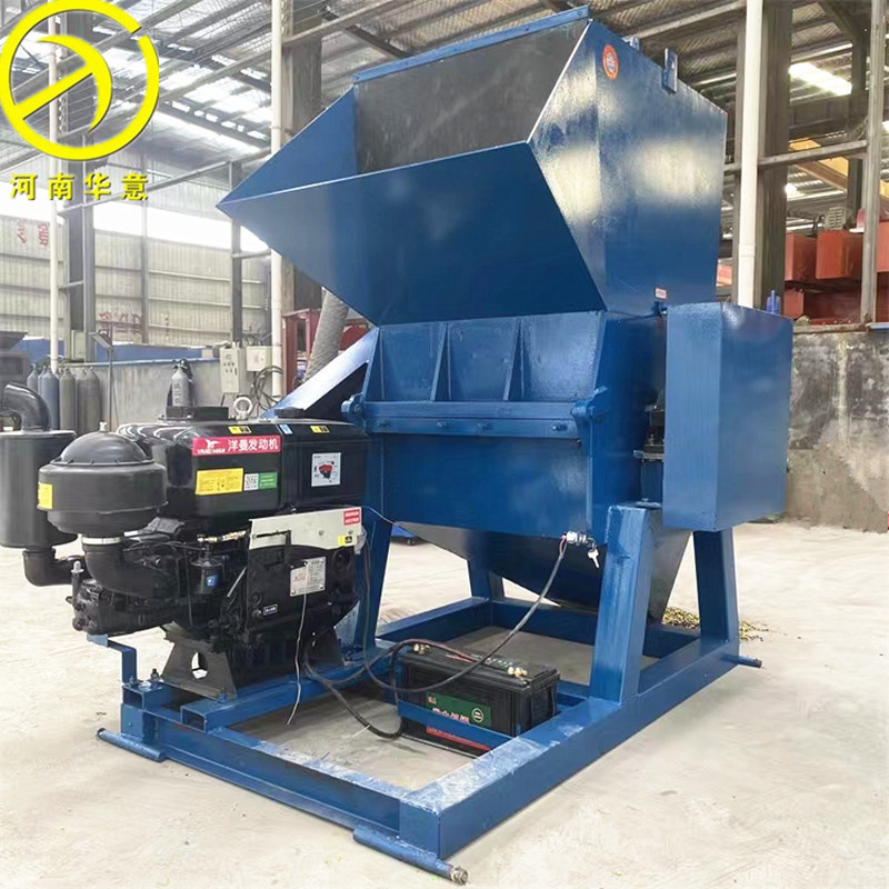 Crusher, plastic torn, powerful crusher, diesel fruit basket.