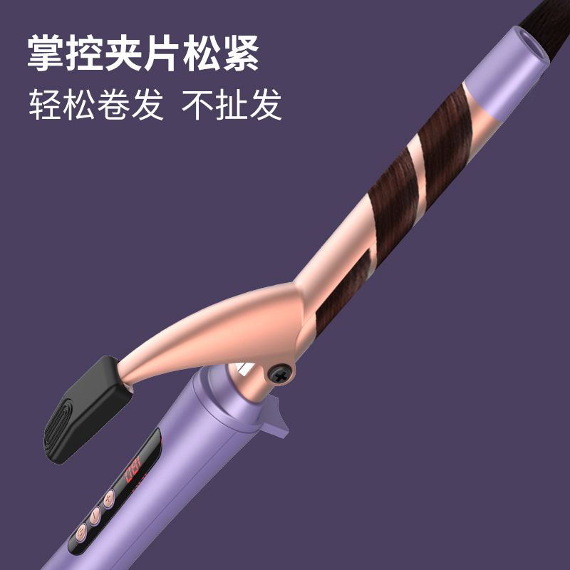 Cả đồ sứ và đồ sứ.