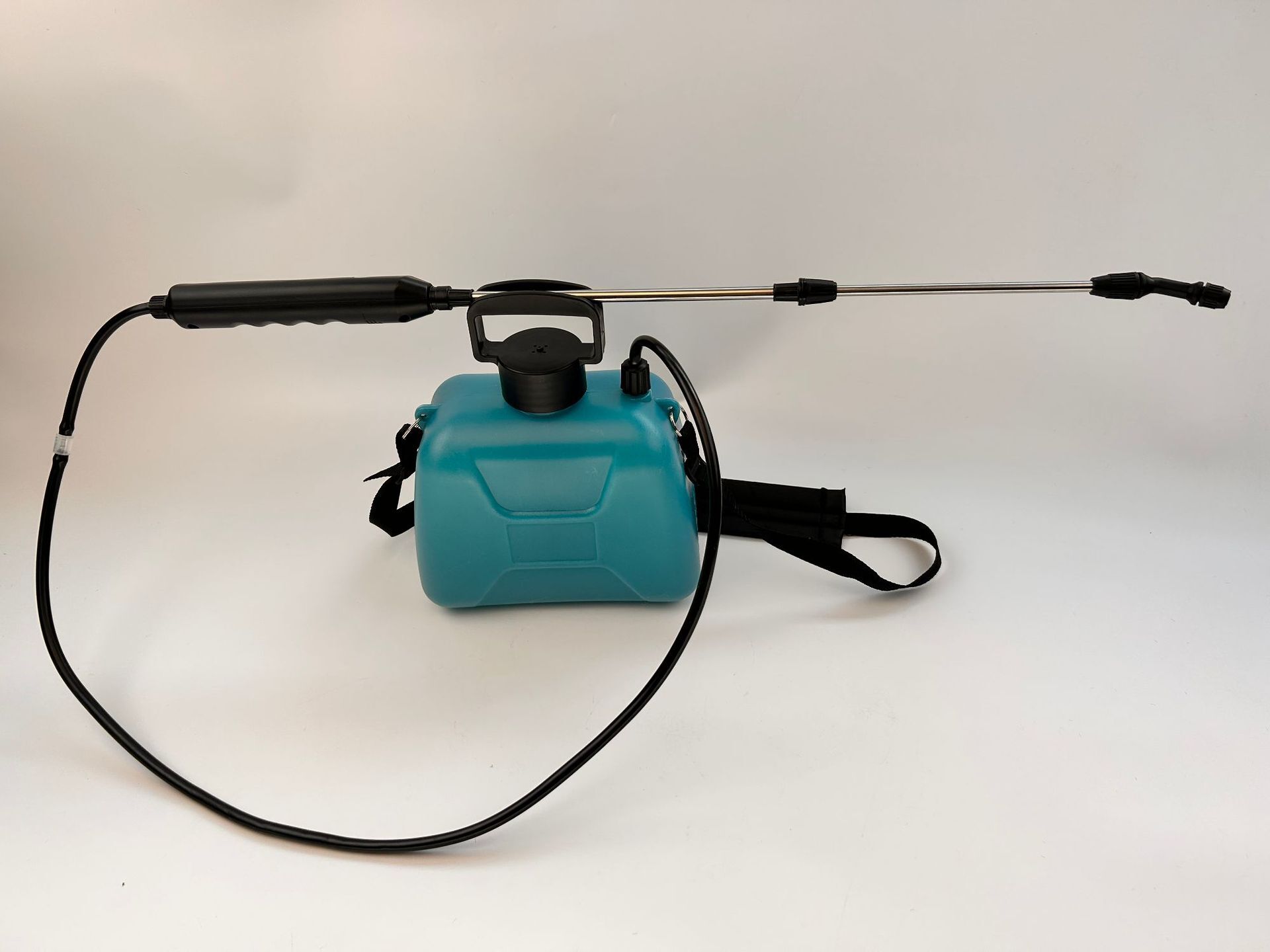 Một máy phun nước đặc biệt cho máy phun pyrotechic từ nhà