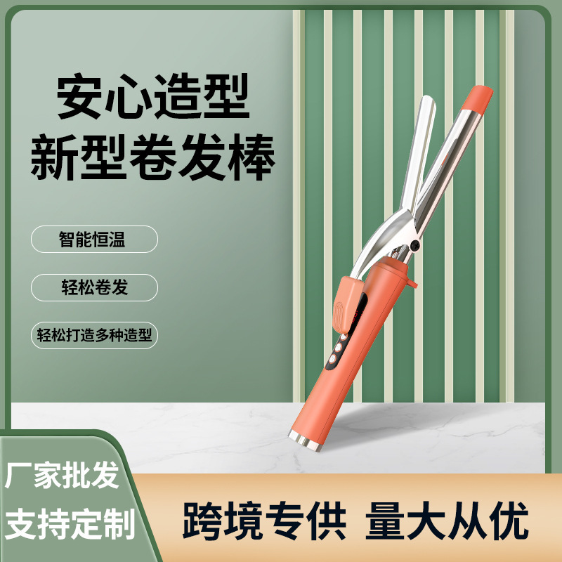Cả đồ sứ và đồ sứ.