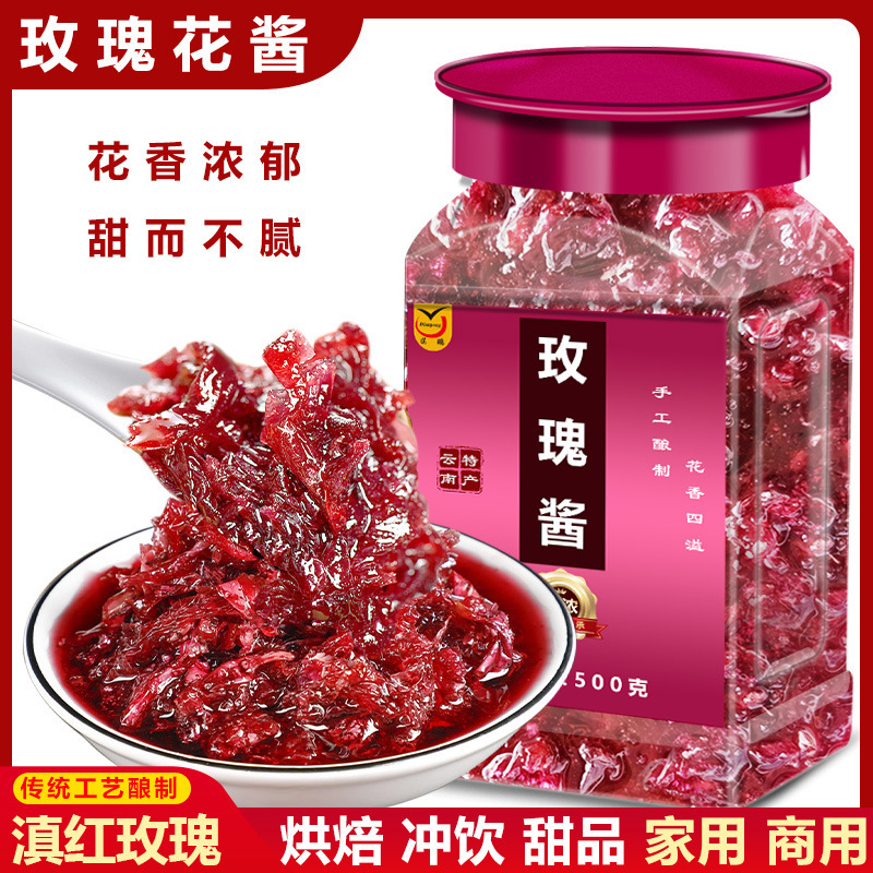 Nước sốt hoa hồng Yunnan với hoa hồng làm bằng sốt quế và trà và trà.