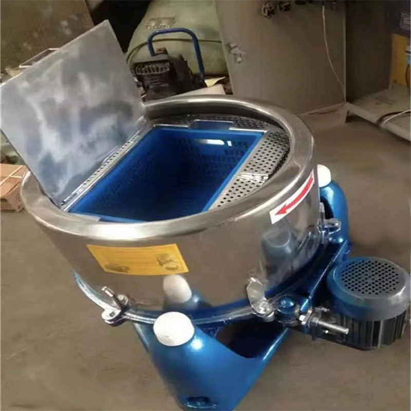 Bộ chế tạo nước và bộ chế hòa khí trên khung khung khung máy sấy máy ly tâm
