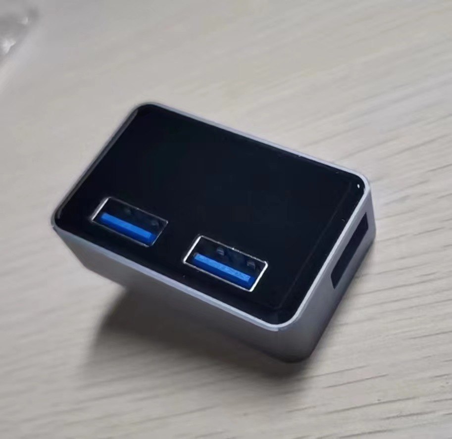 Ứng dụng găng tay kiểu 3/Y hộp mở rộng USB mở rộng 0 đến trung tâm chi nhánh Y của Tesla