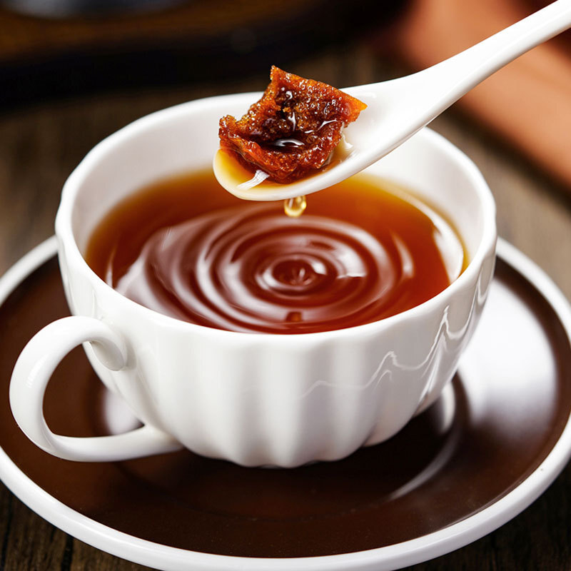 Những chén đường đỏ của Yunnan được chuẩn bị bằng tay, không có nhãn hiệu quốc gia cho việc sản xuất đường