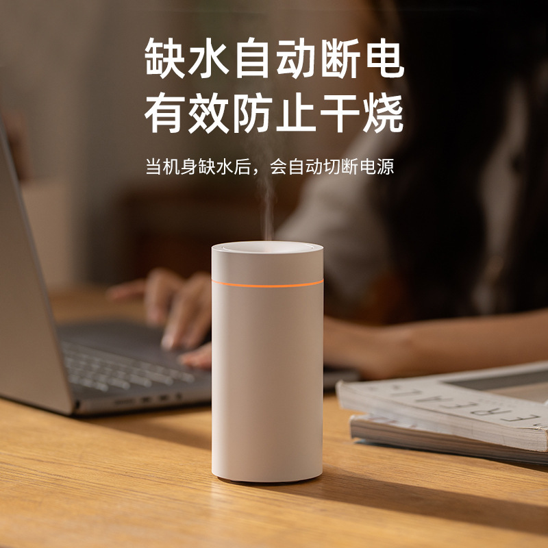Chiếc xe mới 7 màu sáng với một máy phun sáng tạo thông minh