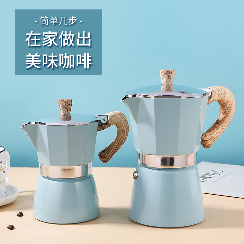 Coffee canteens with an eight-point Turkish aluminum pot of Italian coffee mochapot-e-coffee.