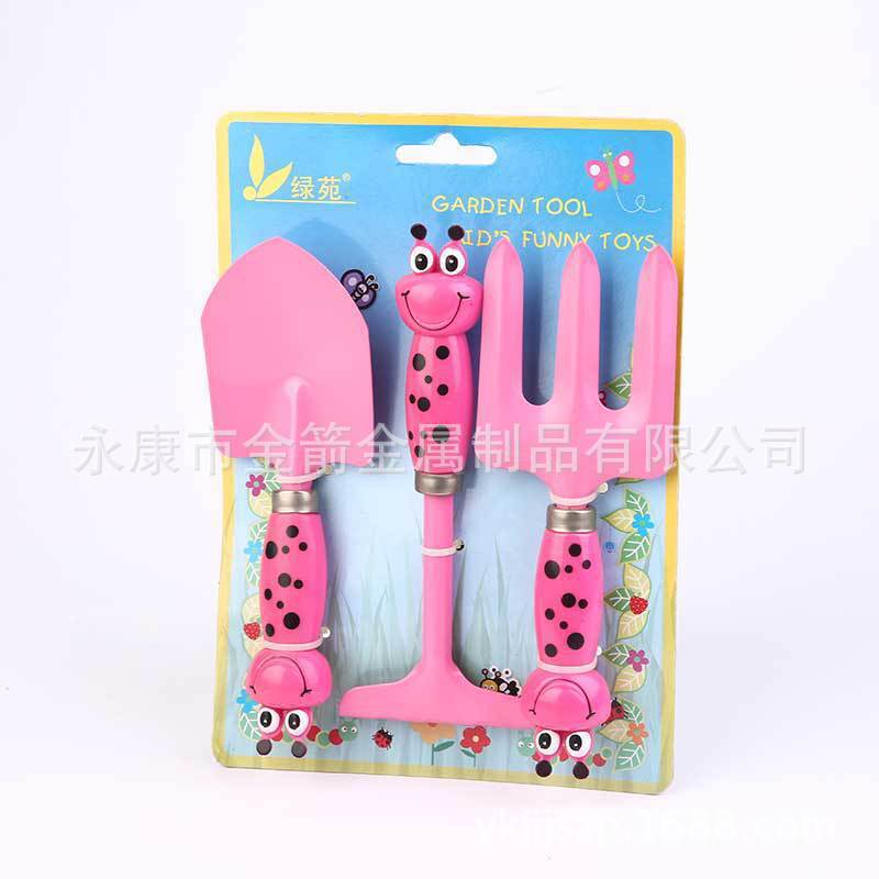 3 nhóm trẻ em phát triển một sự phân phối đồ chơi đa bánh mì cho trẻ em trong việc làm vườn hoạt hình