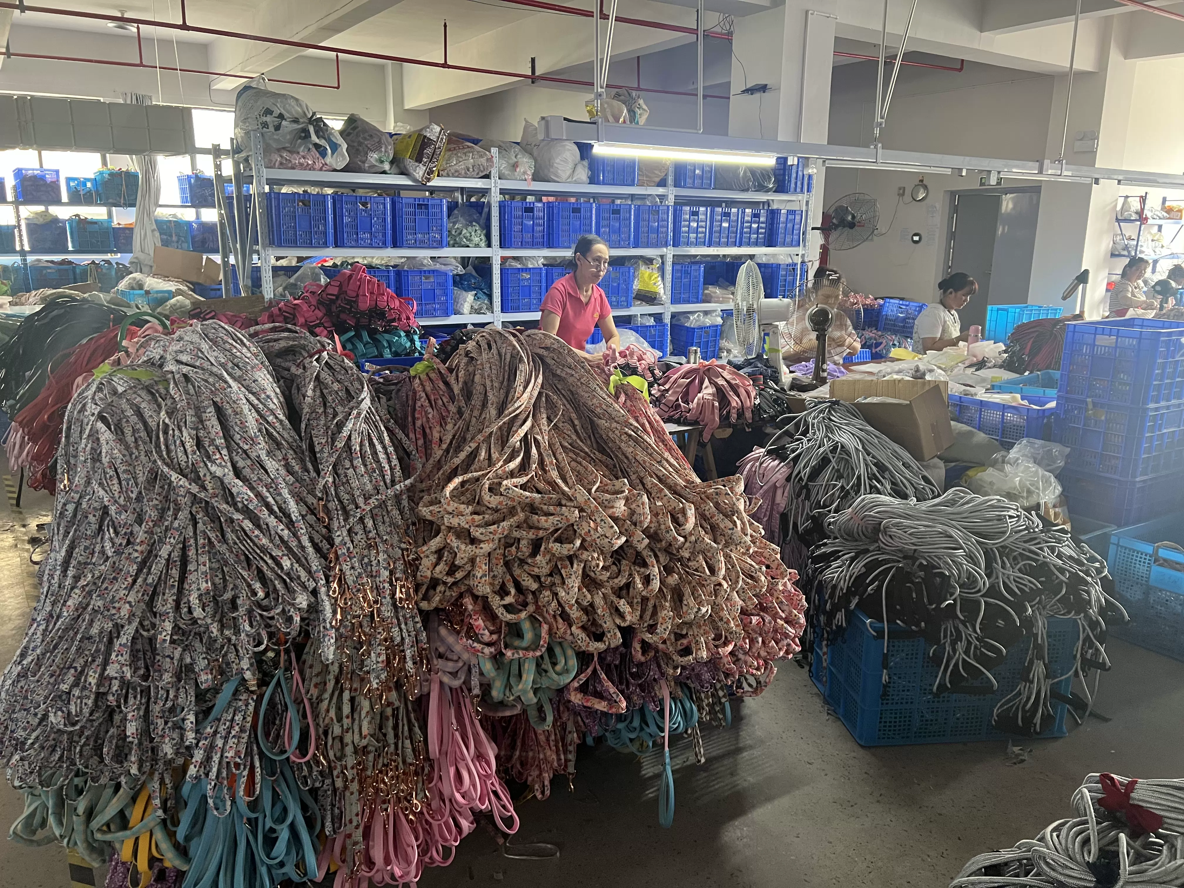 Công ty TNHH cung cấp vật nuôi Ginhua City Hectic