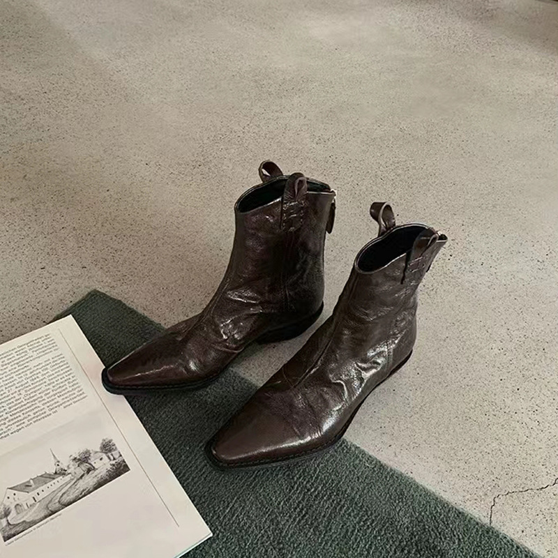 2024, new head V, retrospected West Cowboy Boots and Martin Boots, skinny boots.