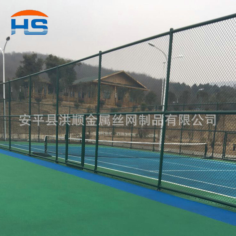 The network of the factory's wholesale court, the school's tennis court fence, the fence's fence.