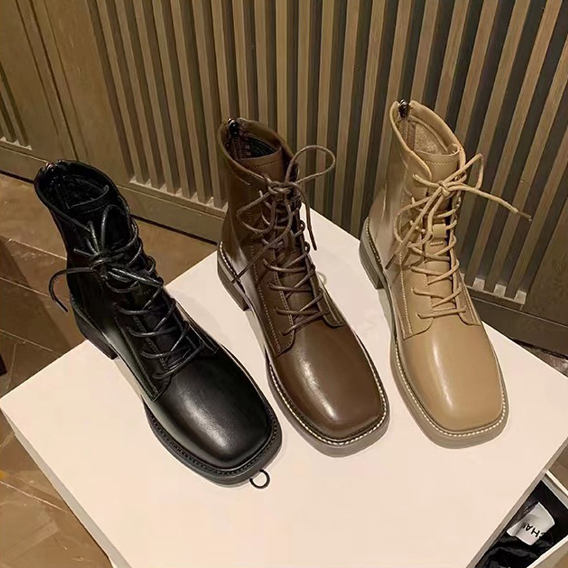 Grape mother, French retrogression, zipper, Martin's Boots and Boots.