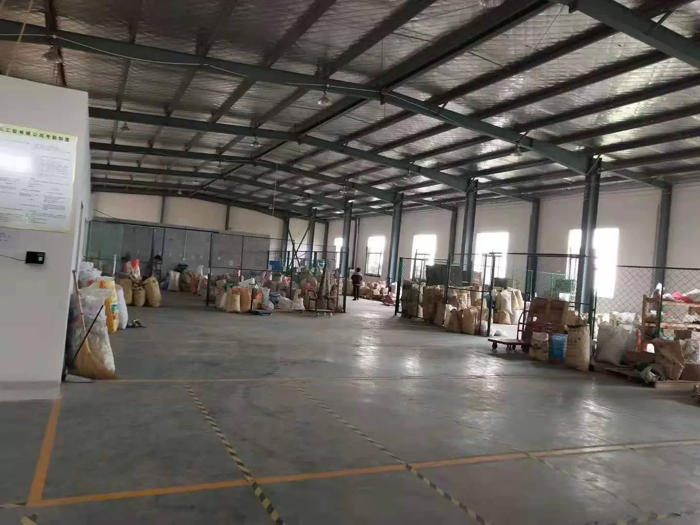 Trao đổi Zhe Gao và Thợ máy giới hạn thành phố Yongkang