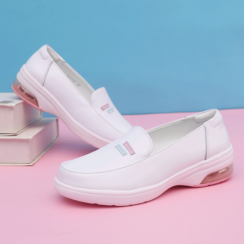 San Bong Fara nurse's shoes lightened in summer and softly breathed anti-smelting slopes and medical shoes white.