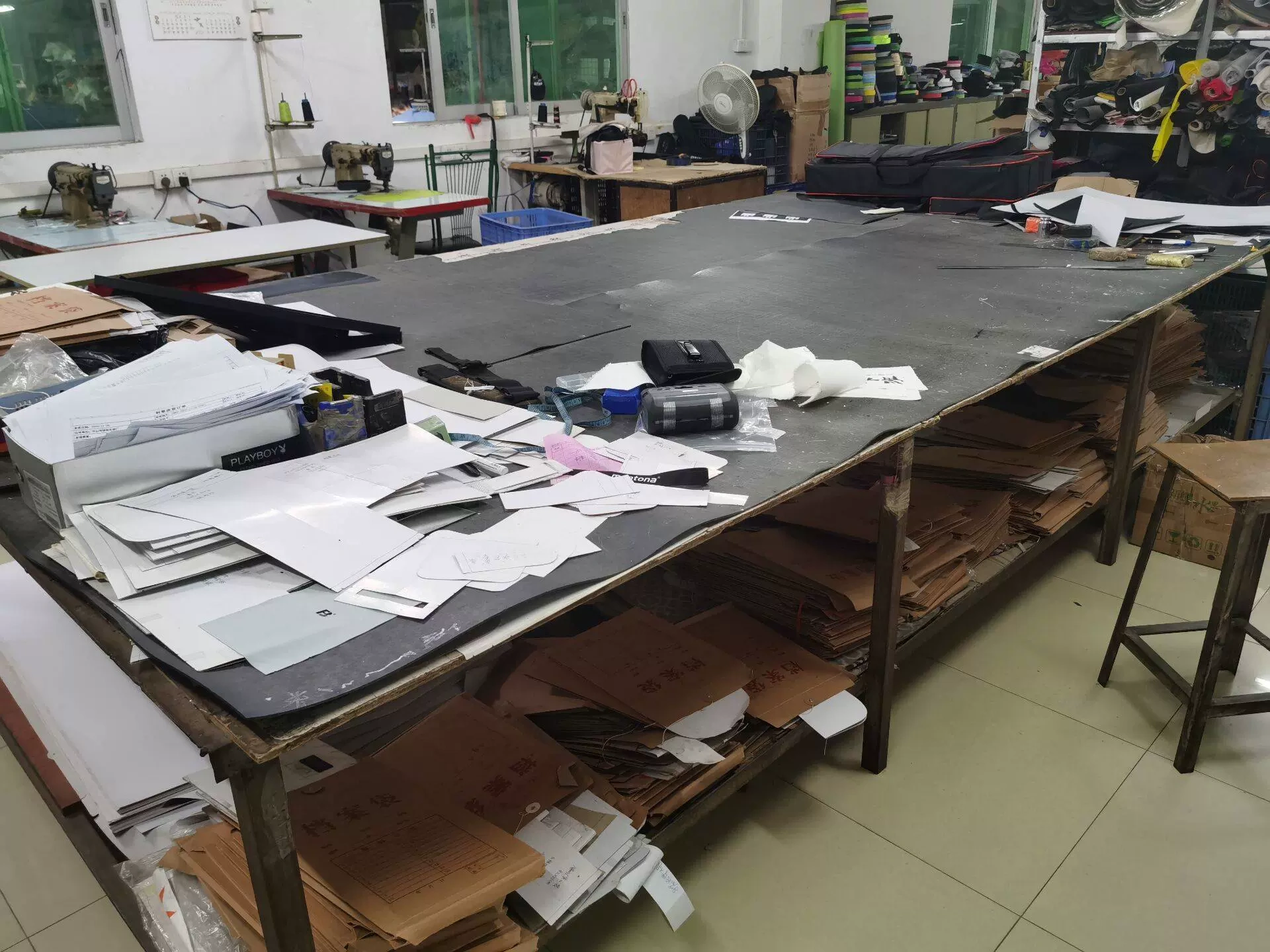 โรงงานเก็บของของคิริน ในสามเมืองของนากายามะ