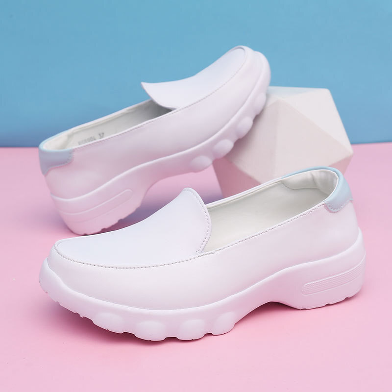 Nurses' shoes are soft and cozy, squeaky-proof, smelt-proof air slopes and foot-free white shoes.