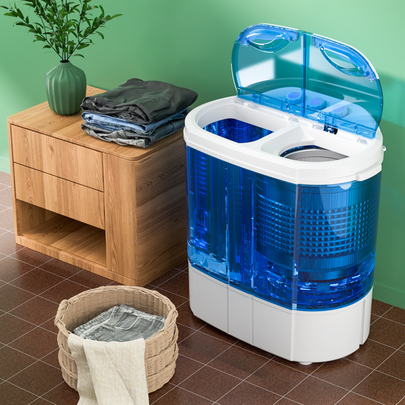 Đồ lót của trẻ em bị mất nước ở nhà máy giặt nhỏ