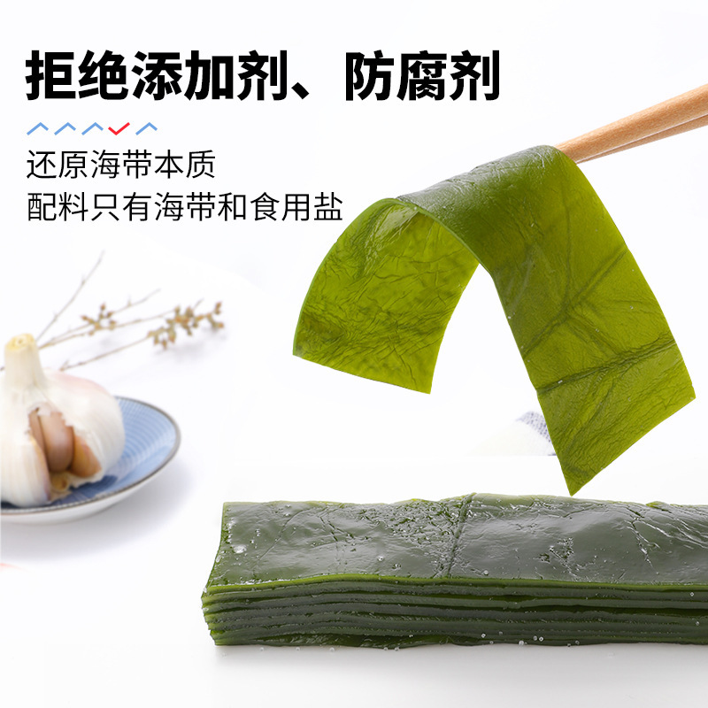 Một sợi dây muối nóng 20 pound, tươi, nóng, nóng, gà nấu chín.